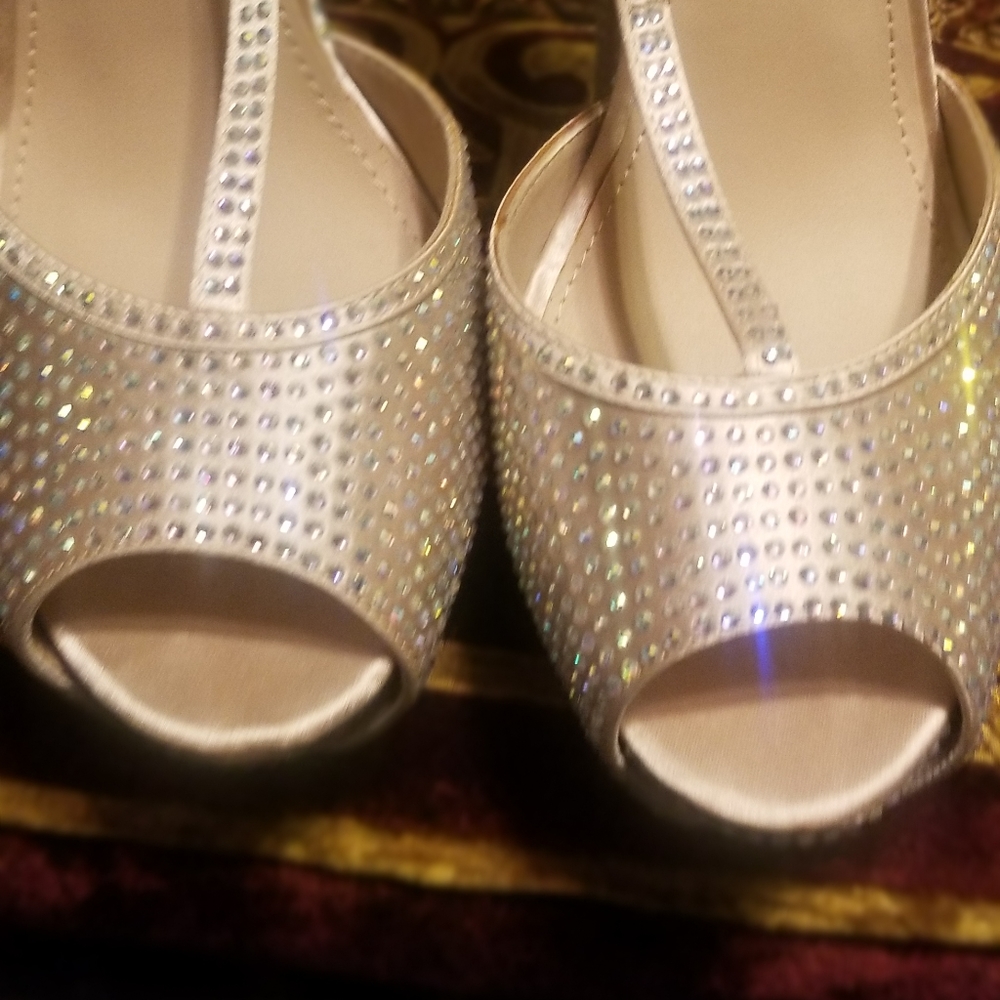 STEVE MADDEN RHINESTONE STILETTO